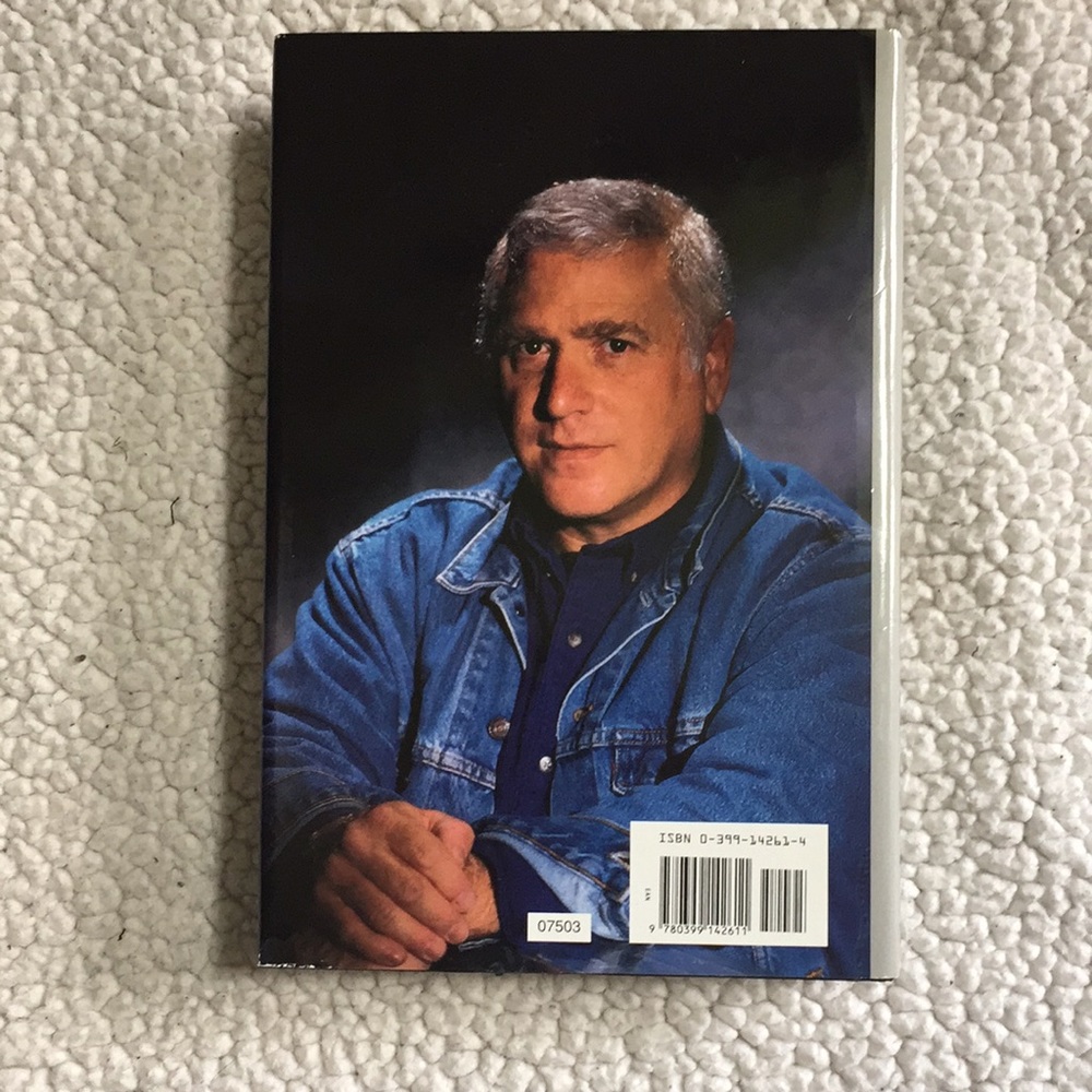Bundle of 2 Steve Martini hardcover books - Picture 8 of 10